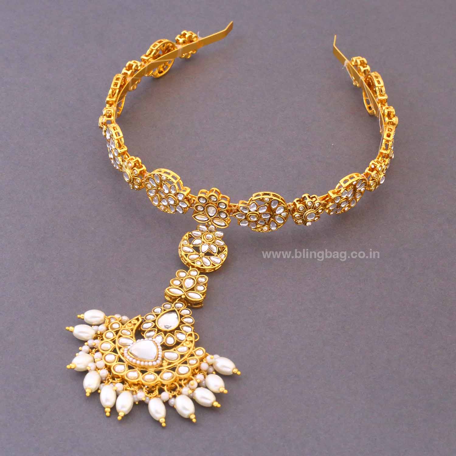 Golden Aanyasha Hairband With Tikka - Image 3
