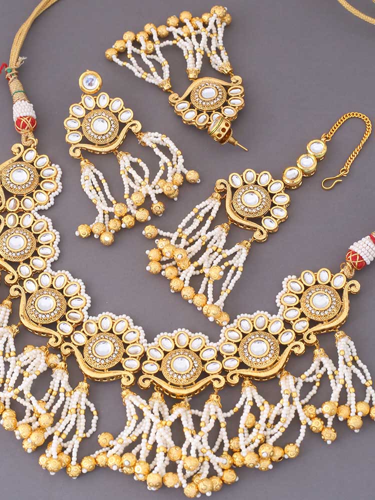 Golden Angana Jewellery Set - Image 4