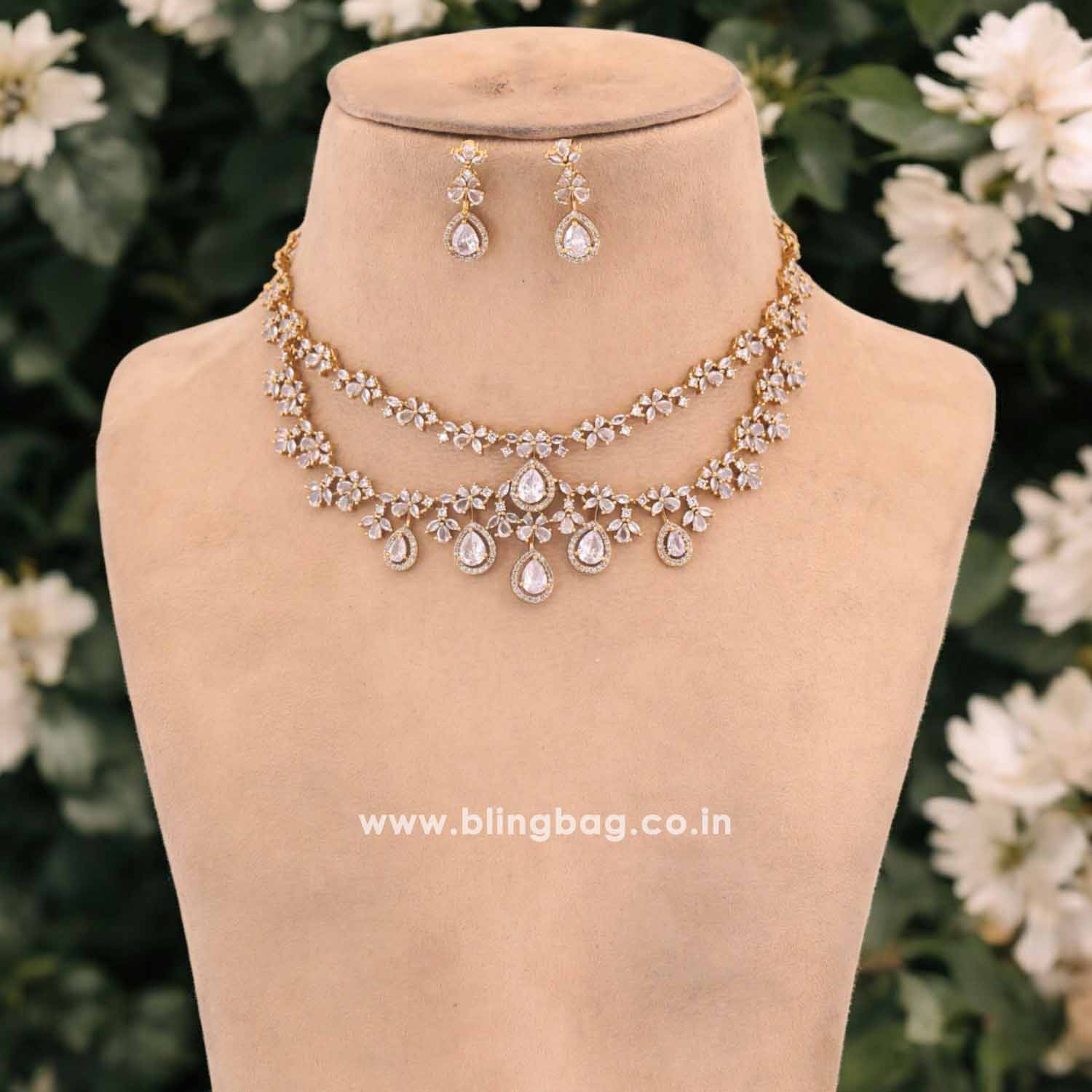 Golden Barbel Victorian Jewellery Set- New Arrival - Image 3