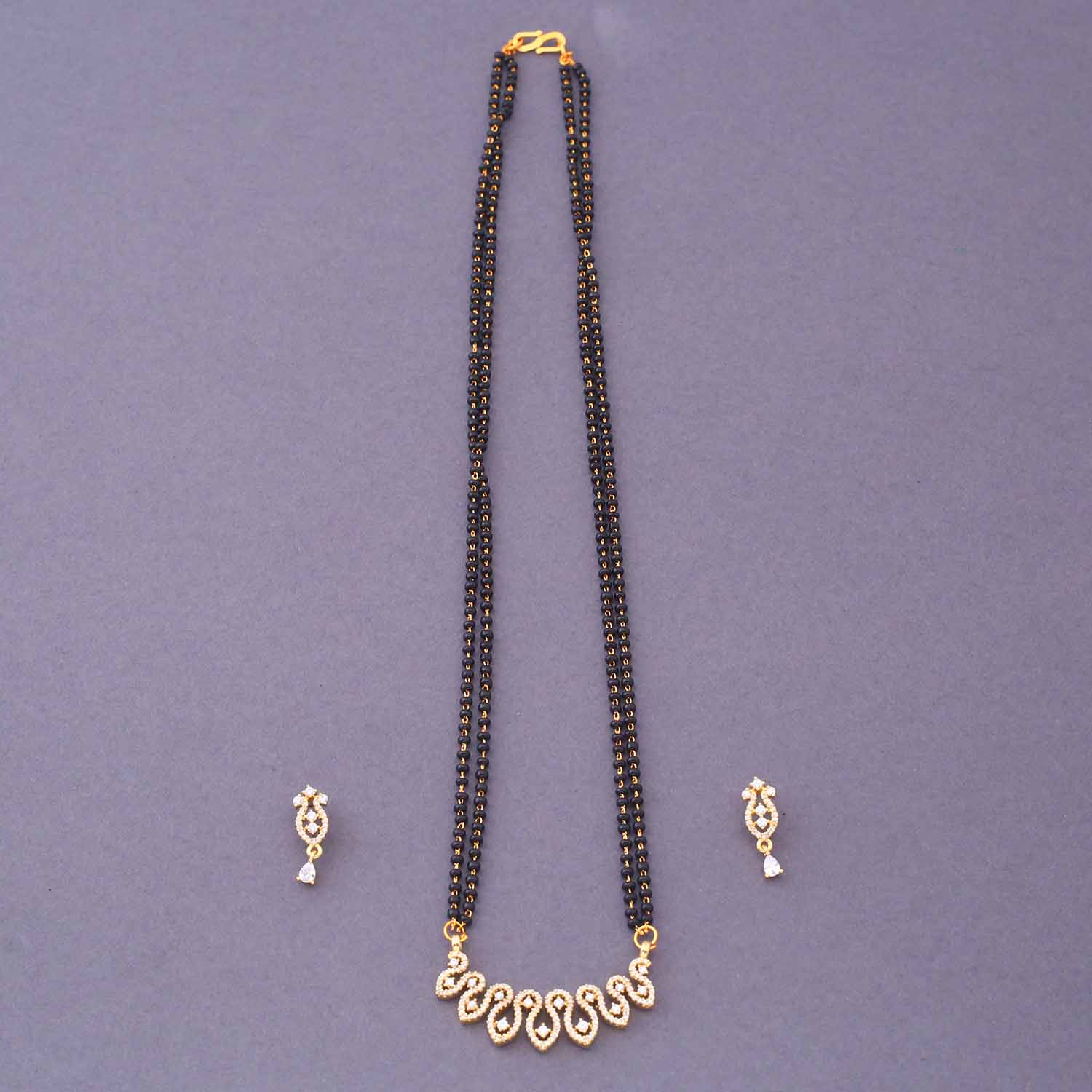 Golden Britet Mangalsutra Set - Image 3