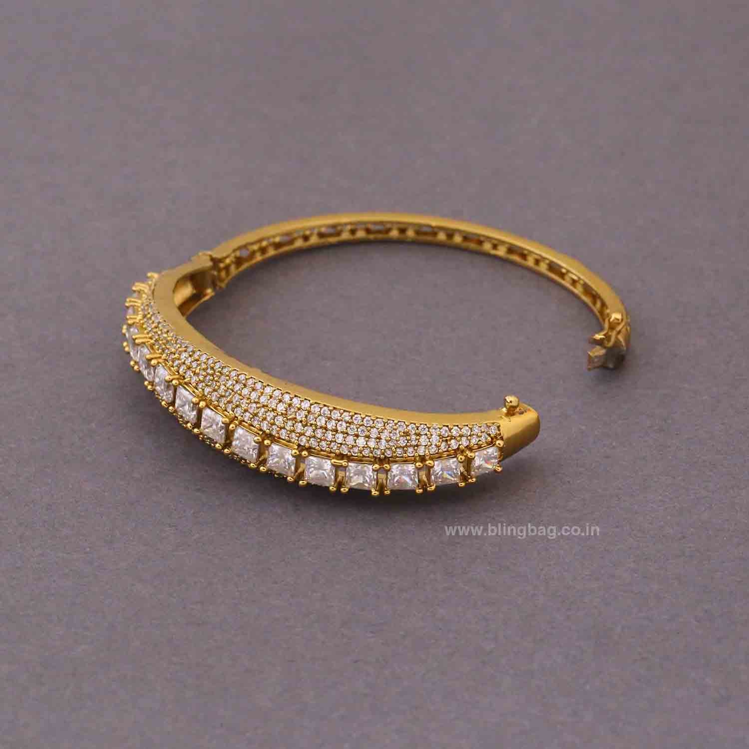 Golden Clairea Victorian Bracelet - Image 4