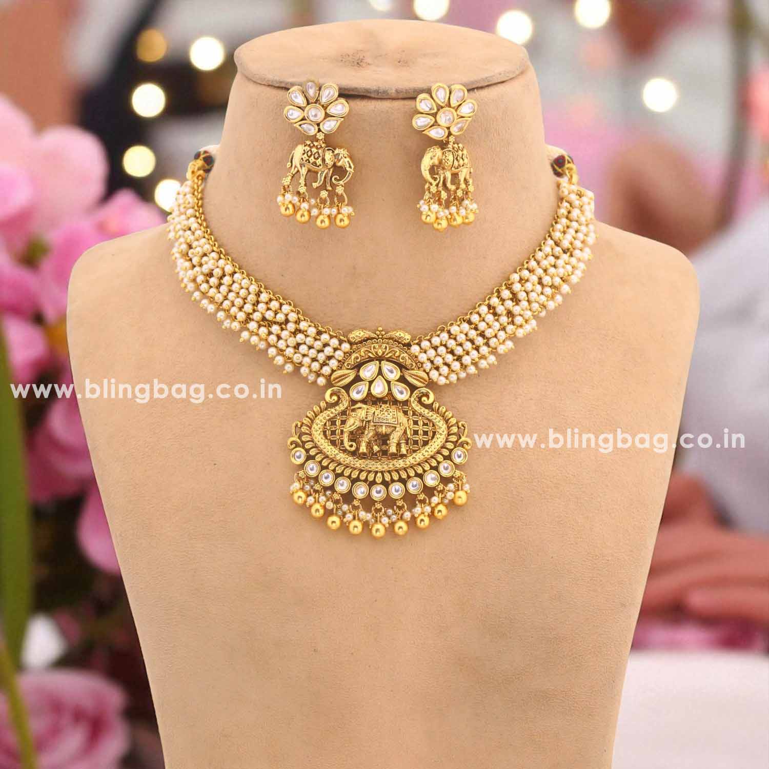 Golden Ekdant Temple Jewellery Set - Image 3