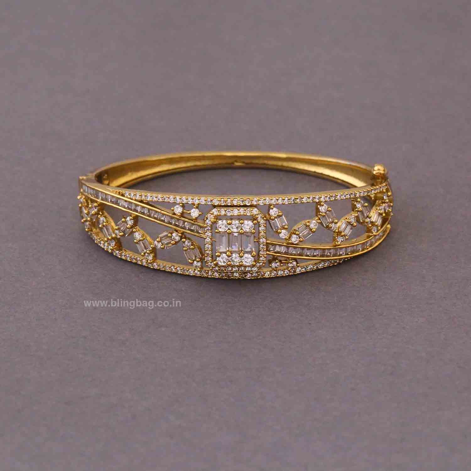 Golden Gracea Victorian Bracelet - Image 3