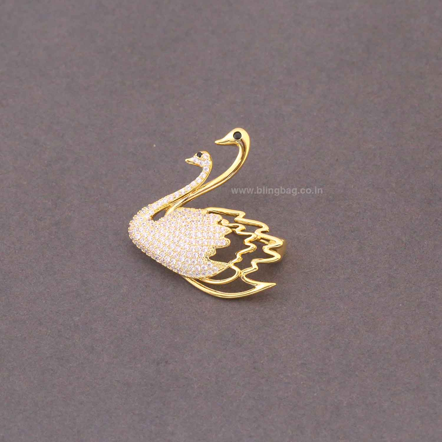 Golden Graceful Duo Brooch - Image 4
