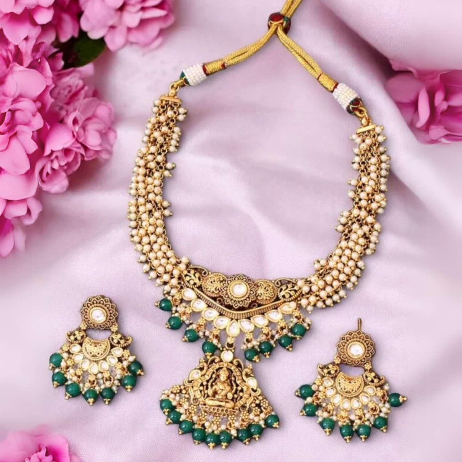 Golden Gunjita Temple Jewellery Set - Image 2