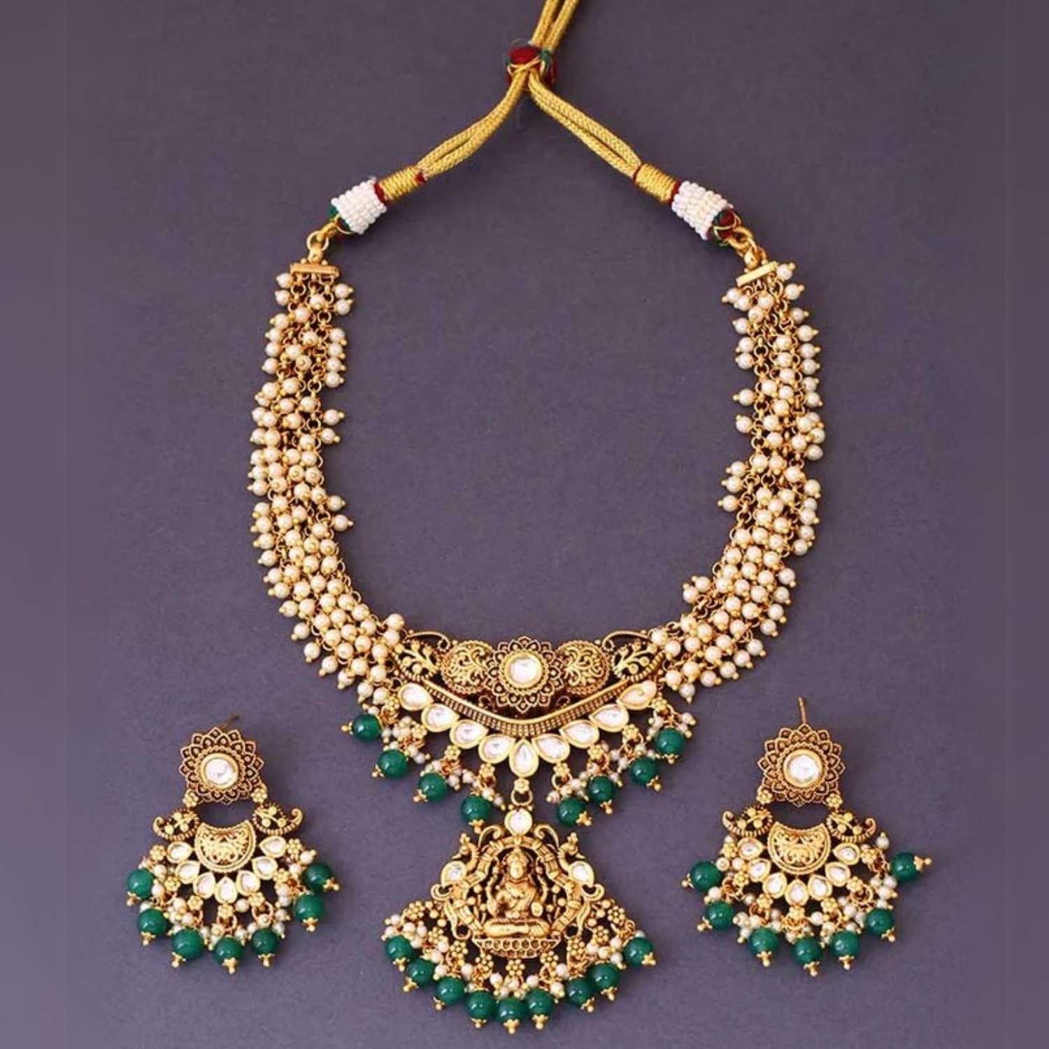 Golden Gunjita Temple Jewellery Set - Image 4