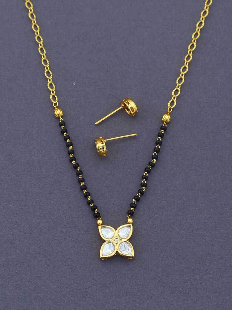 Golden Hermione Mangalsutra Set - Image 4