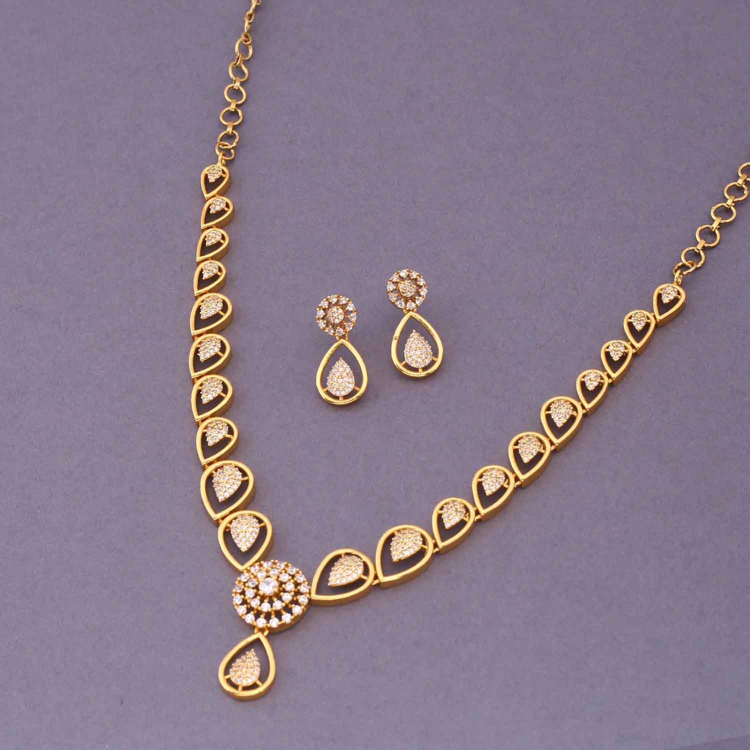 Golden Himavati Antique Jewellery Set - New Arrival - Image 4