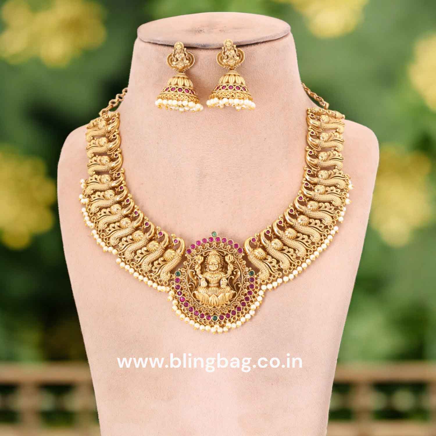 Golden Hiranya Hasli Temple Jewellery Set- New Arrival - Image 2