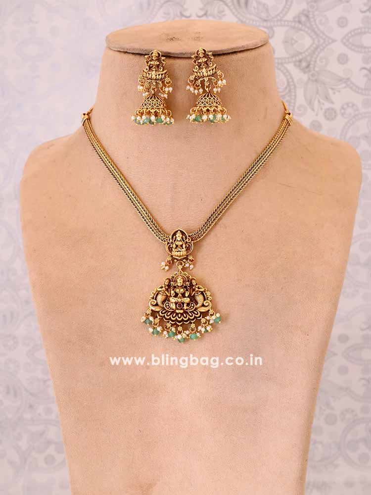Golden Jaal Temple Pendant Set - Image 2