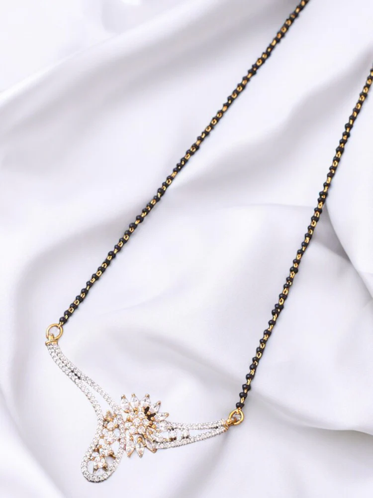 Golden Jiyeh Mangalsutra - Image 2