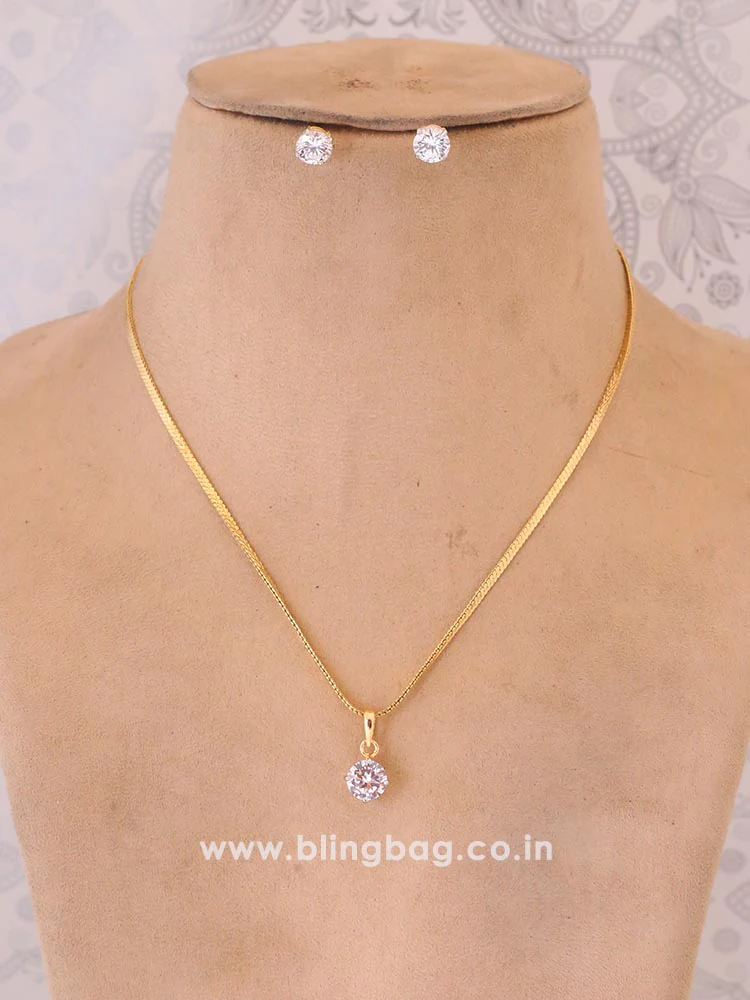 Golden Juliette Pendant Set