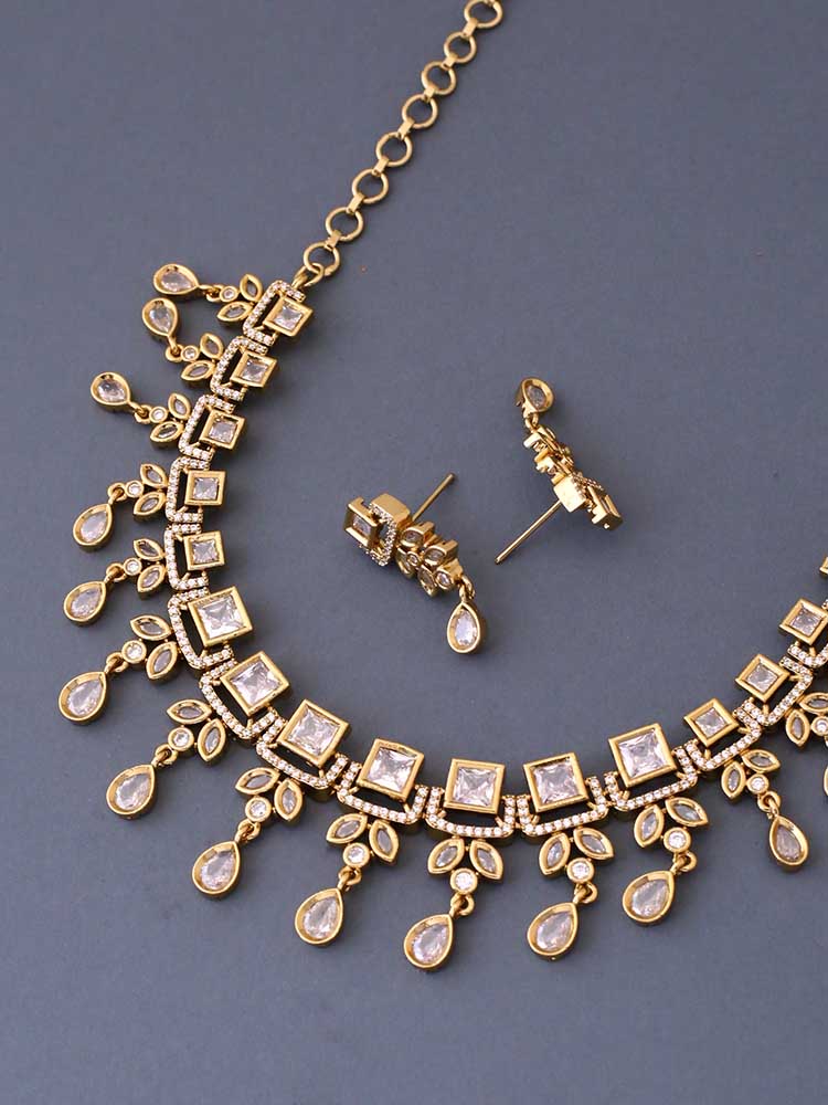 Golden Katarina Victorian Jewellery Set - New Arrival - Image 5