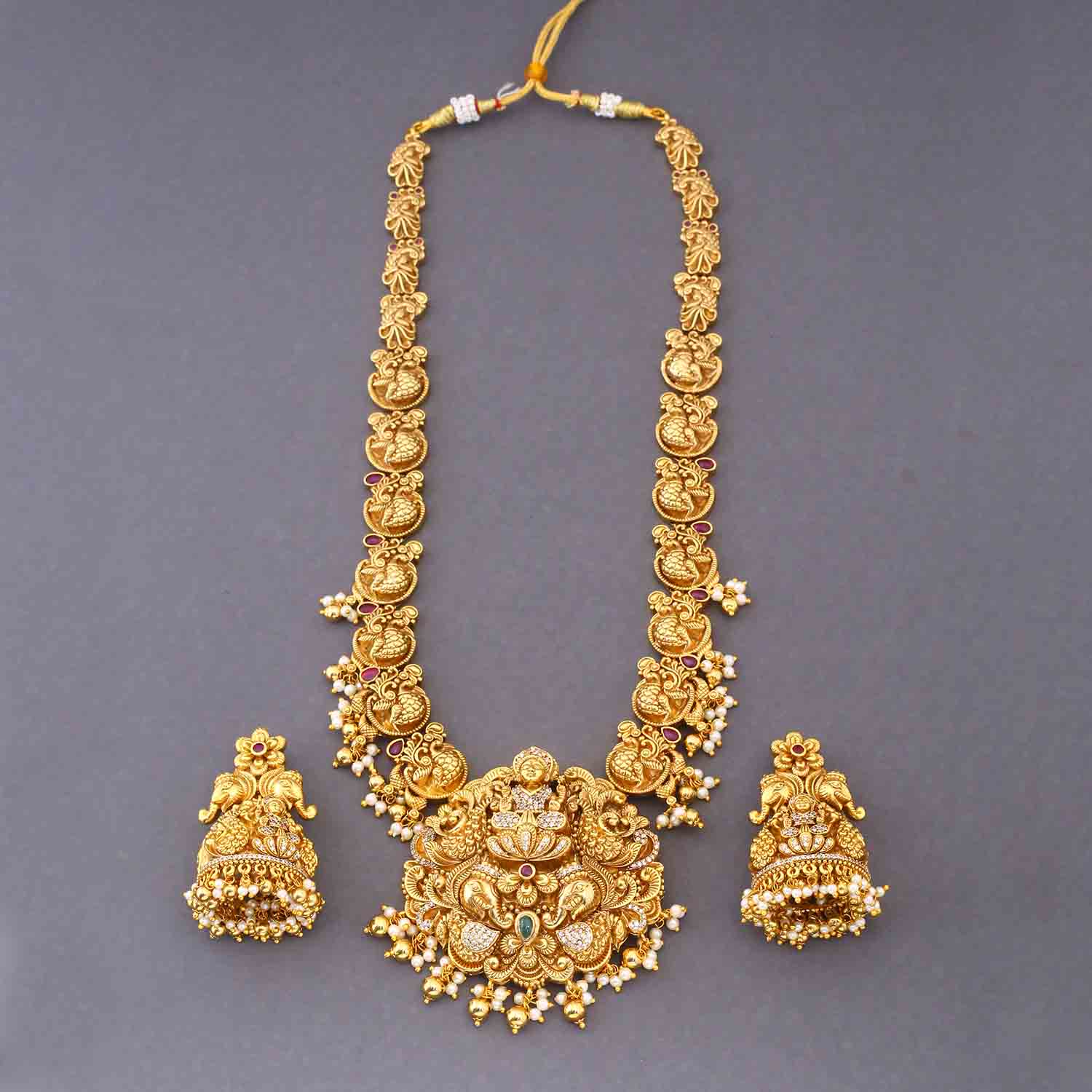 Golden Khushlani Temple Jewellery Set- New Arrival - Image 4