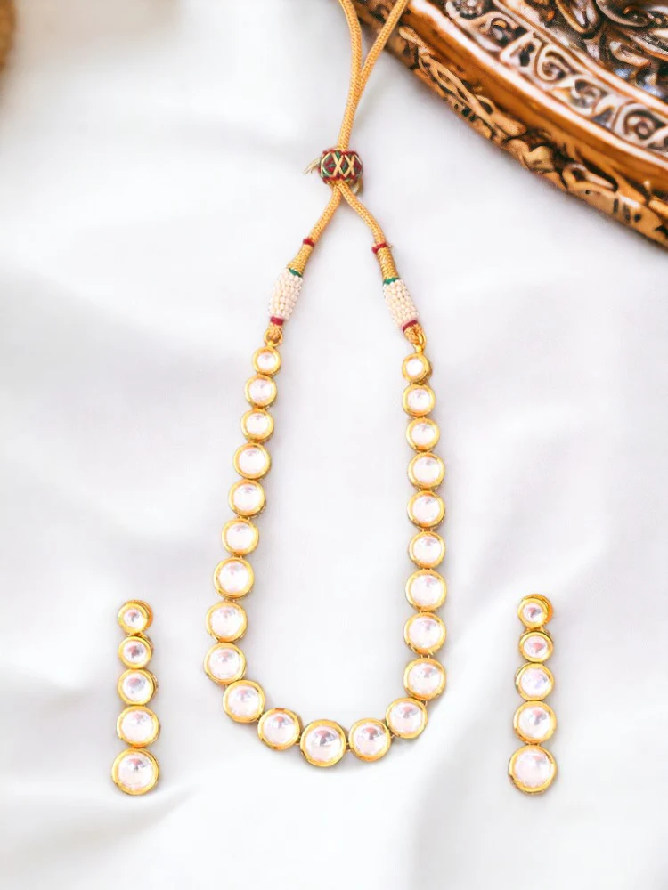 Golden Lacey Jewellery Set - Image 2