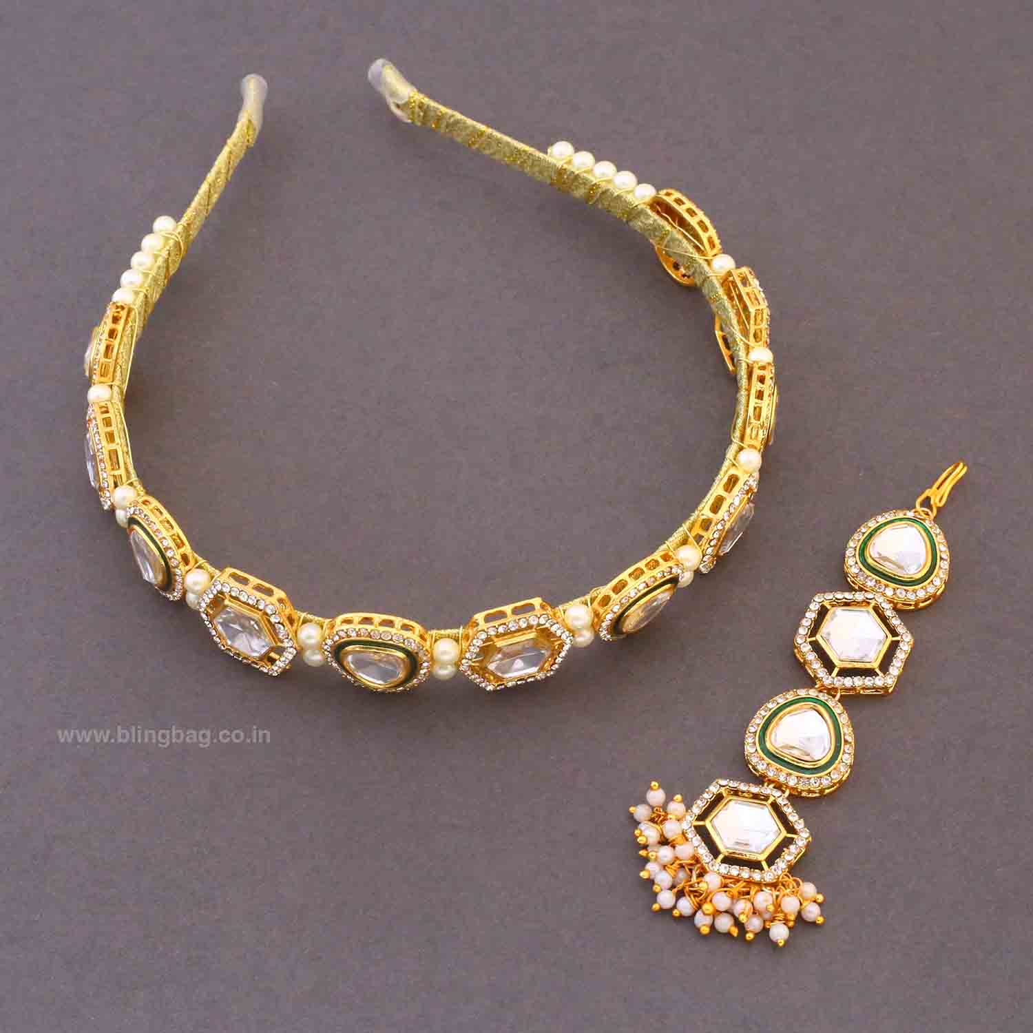 Golden Maavina Hairband With Tikka - Image 4