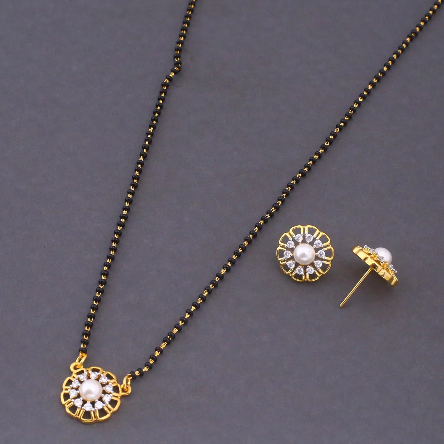 Golden Madelyn Mangalsutra Set - Image 4