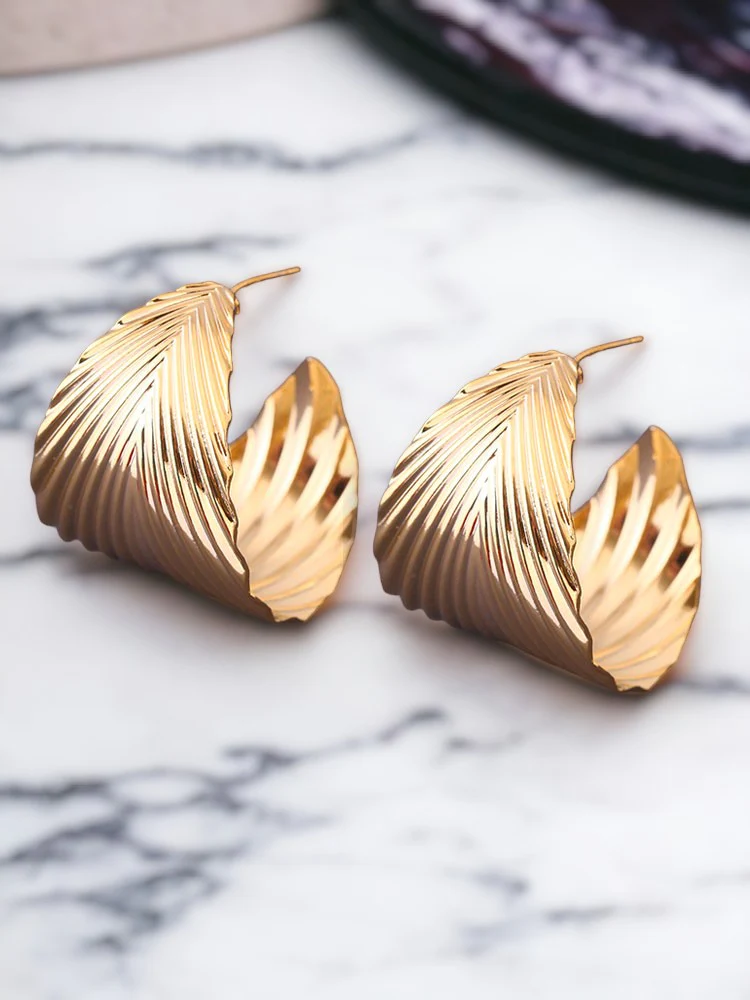 Golden Maysi Hoops