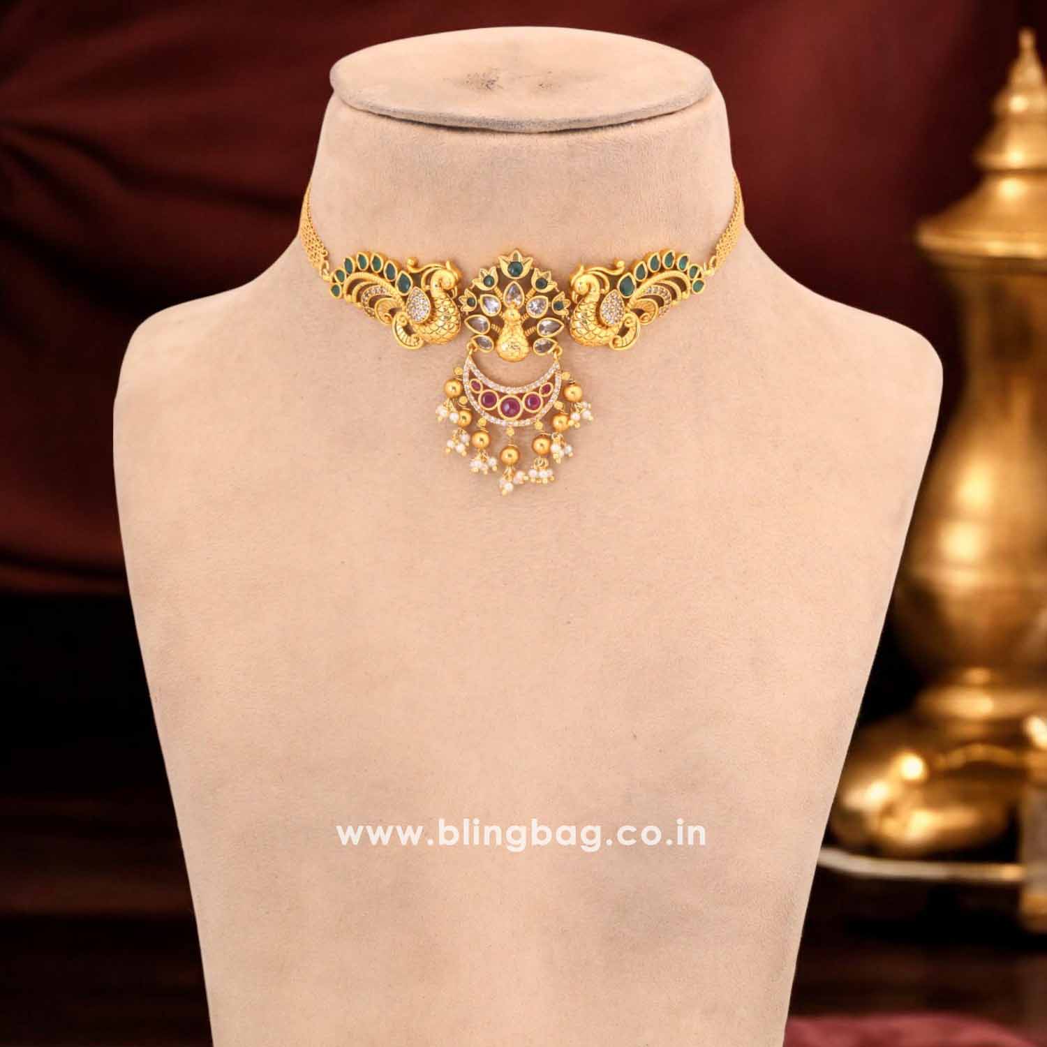 Golden Momika Antique Jewellery Set - New Arrival - Image 2
