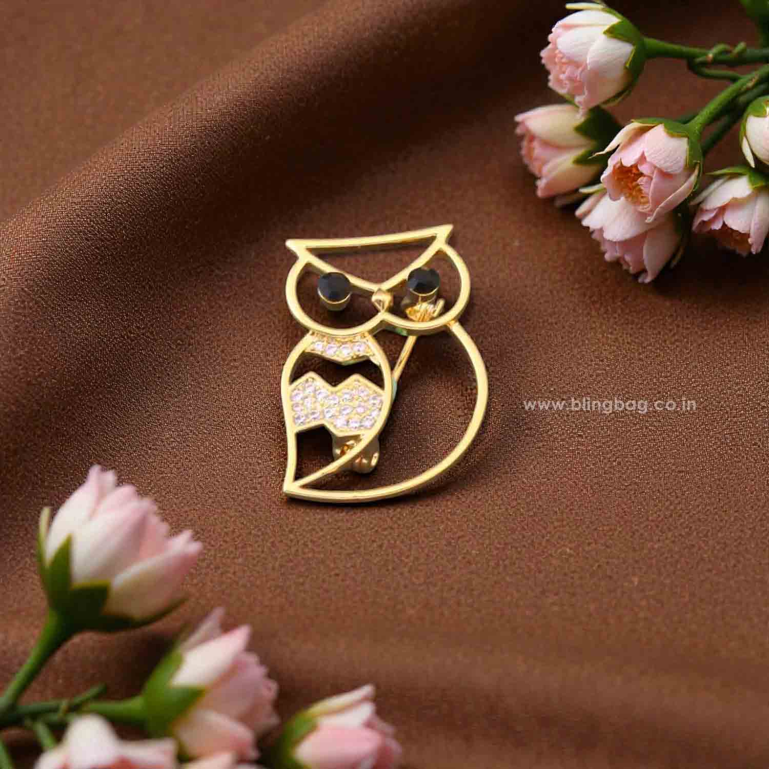 Golden Night Owl Brooch - Image 2