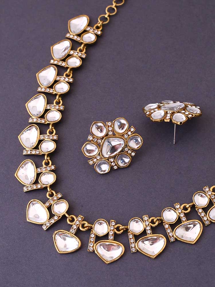 Golden Padminii Kundan Jewellery Set - Image 4