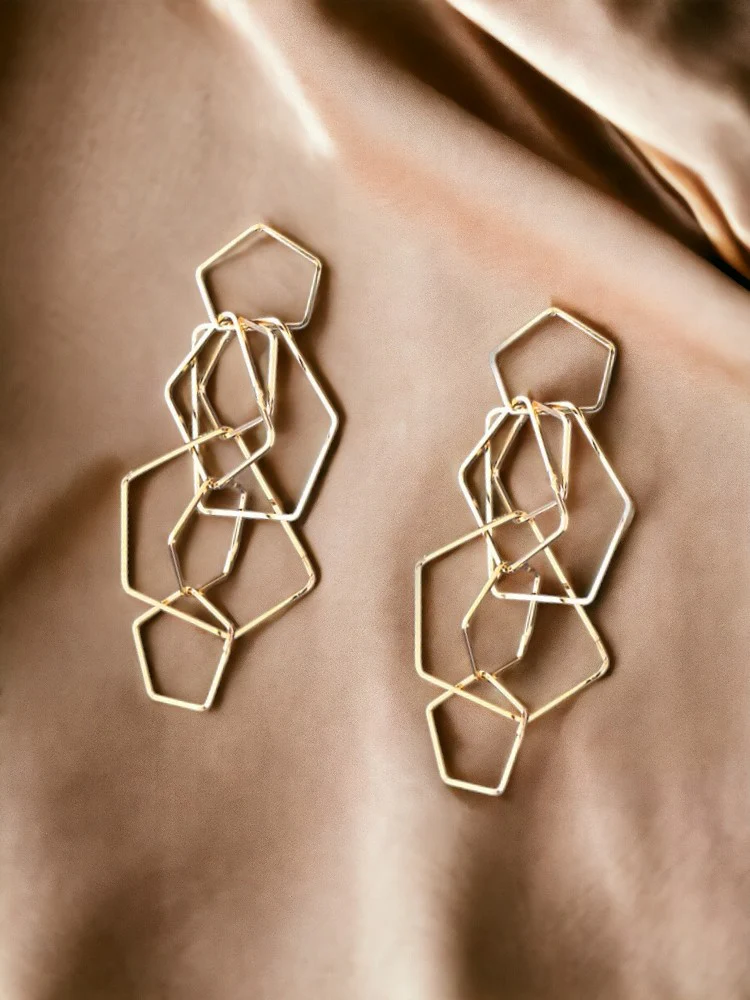 Golden Perenlus Danglers
