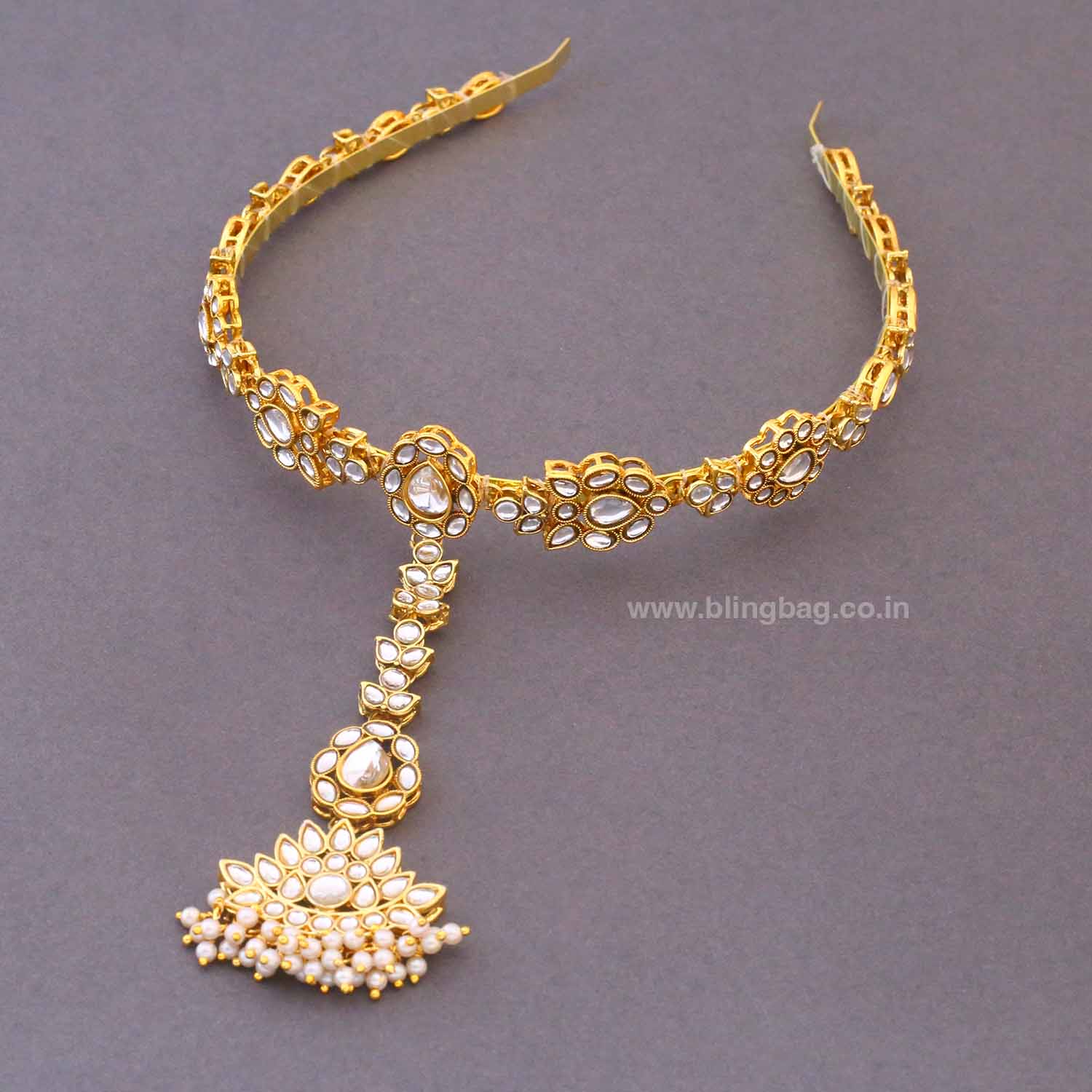 Golden Raahita Hairband With Tikka - Image 3