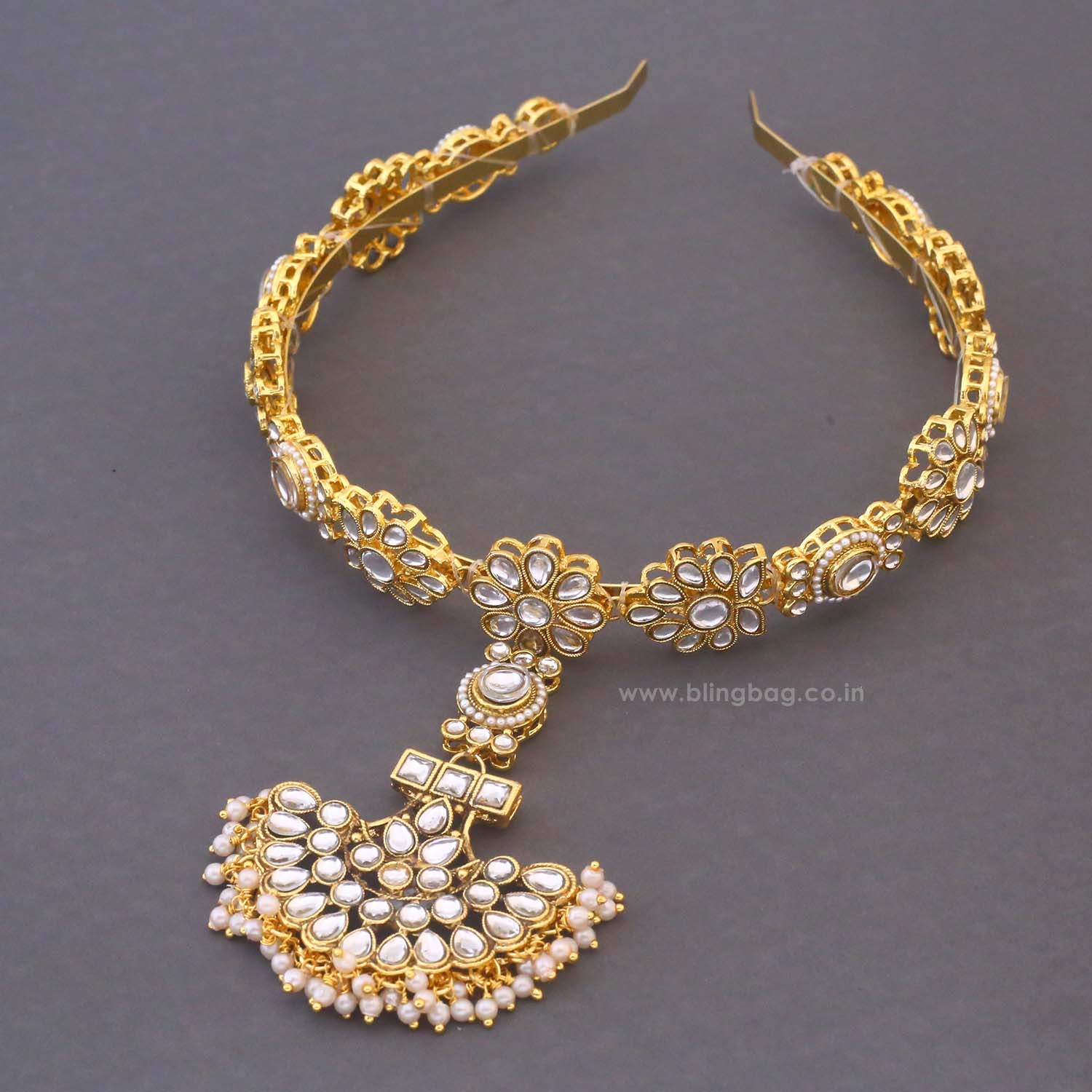 Golden Samhita Hairband With Tikka - Image 3