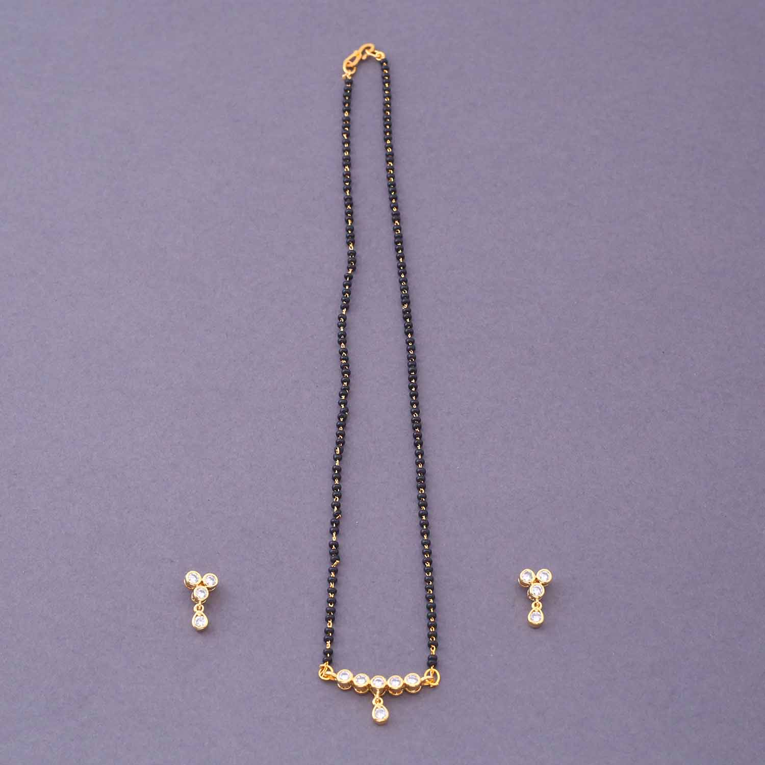 Golden Sandra Mangalsutra Set - Image 3