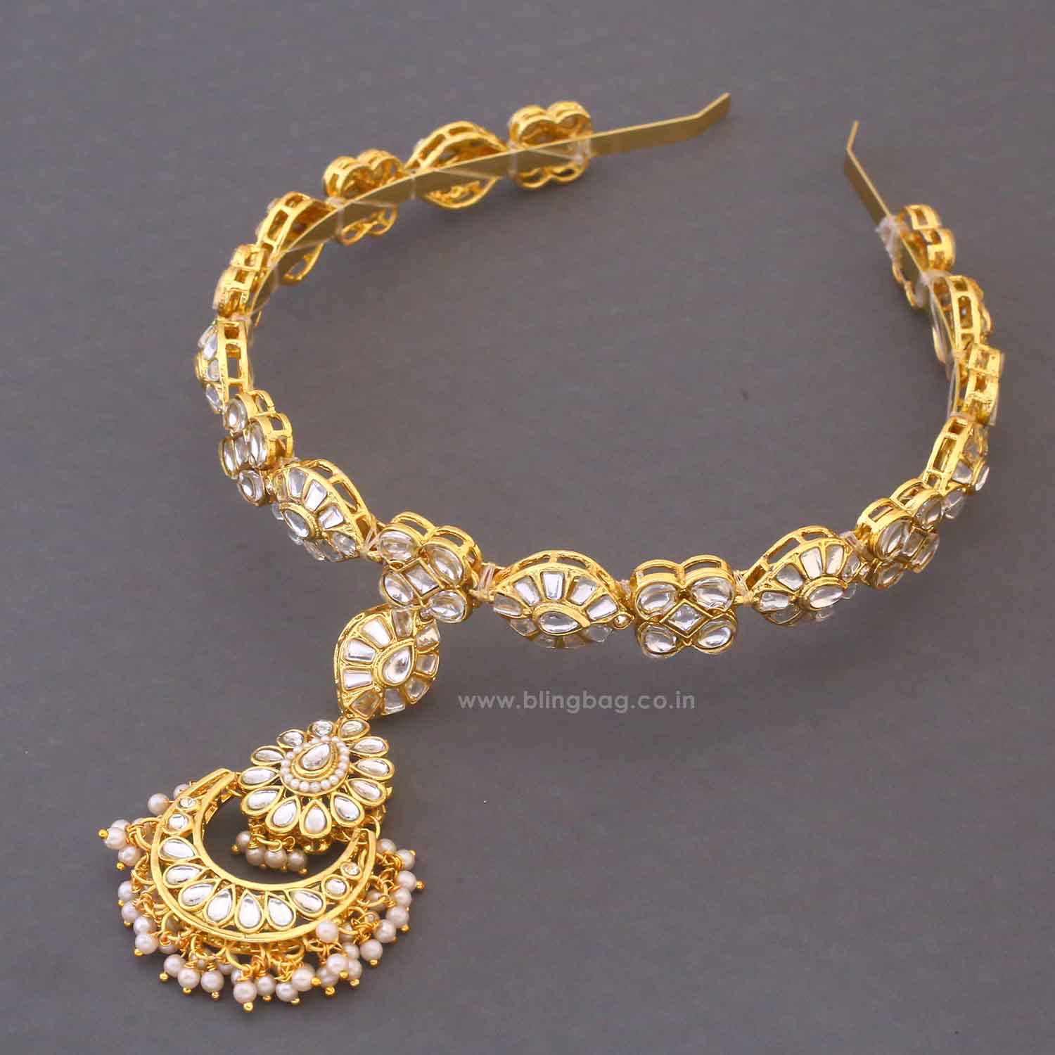 Golden Sarangi Hairband With Tikka - Image 3