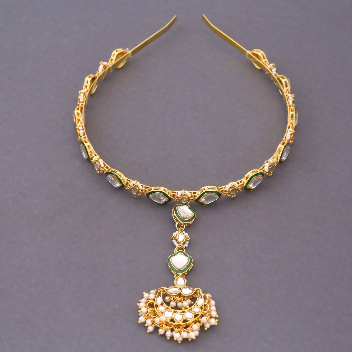 Golden Savi Hairband With Tikka - Image 3