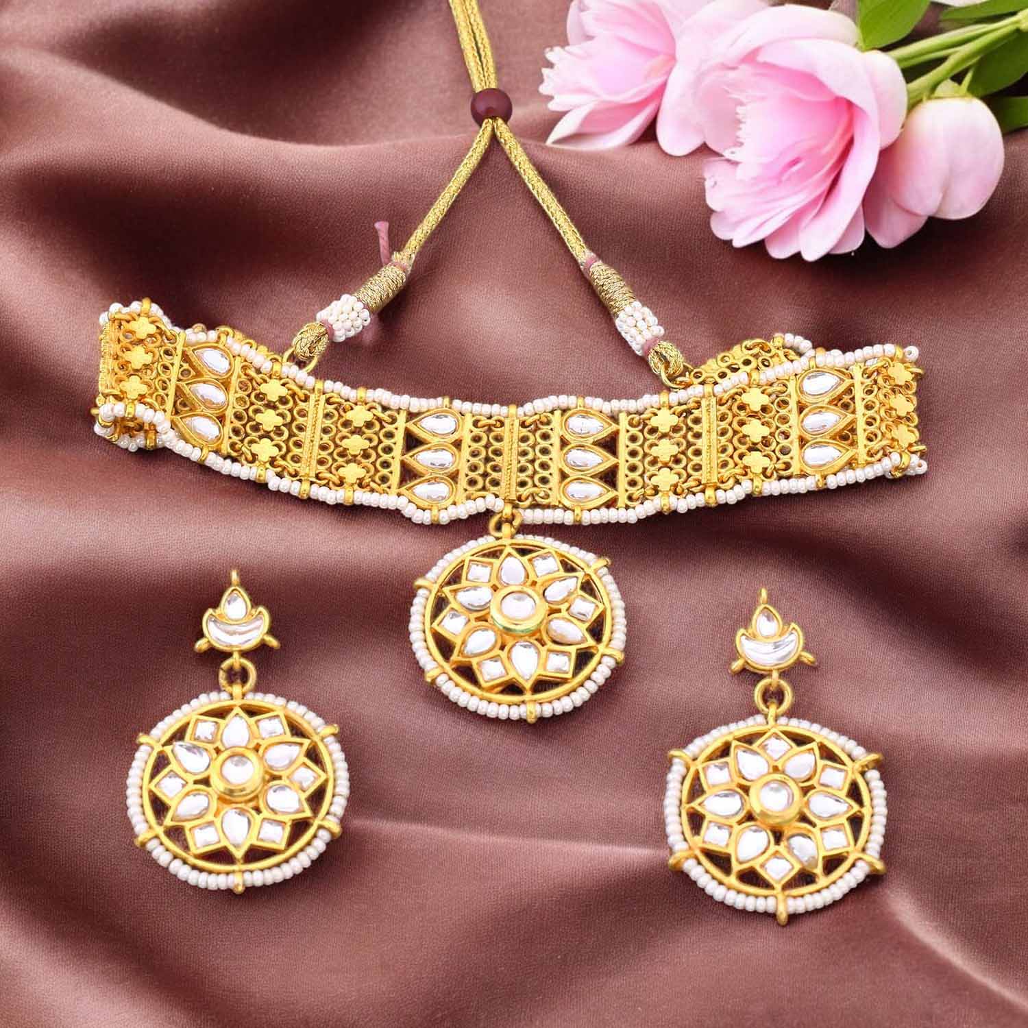 Golden Shailee Kundan Jewellery Set - Image 2