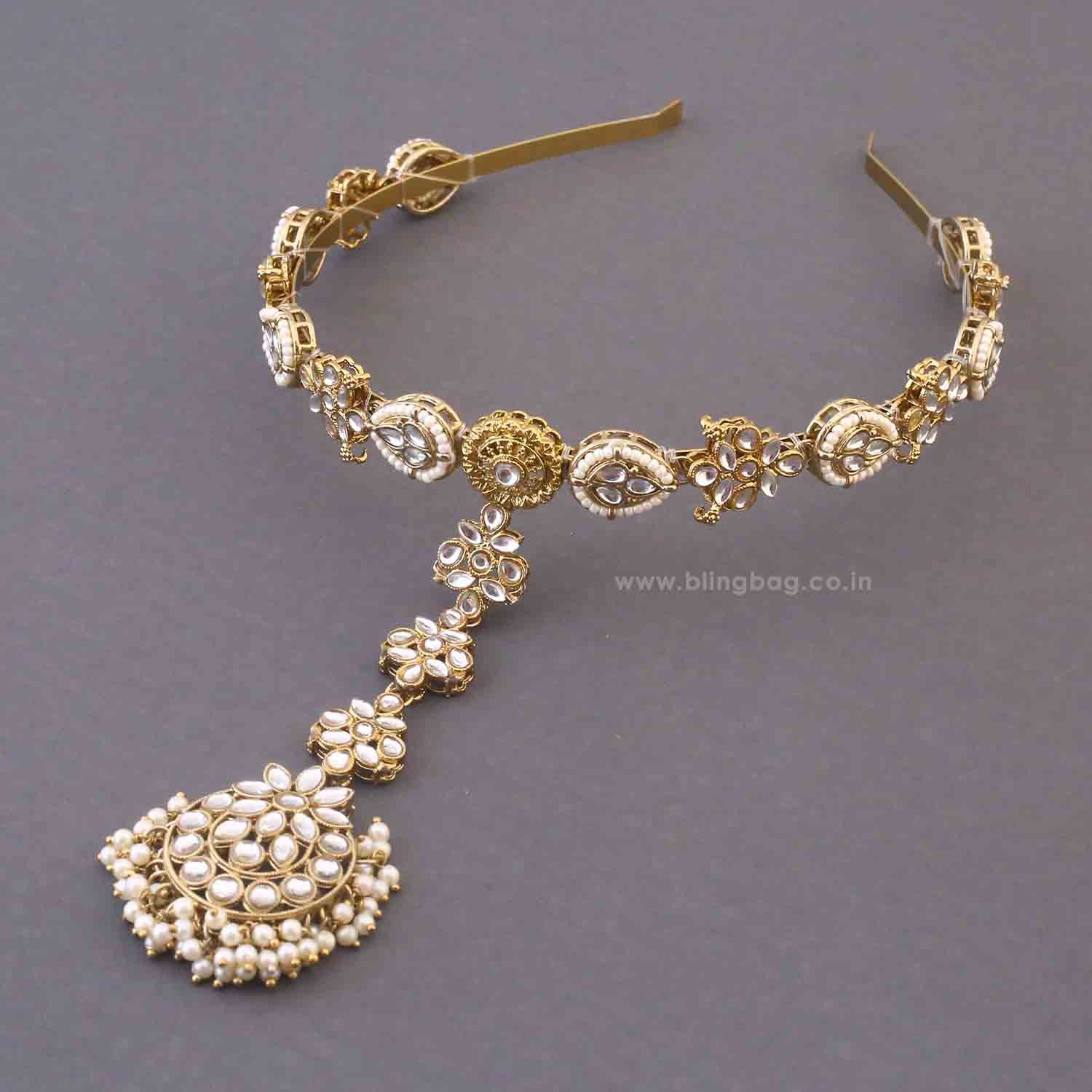 Golden Smita Hairband With Tikka - Image 4
