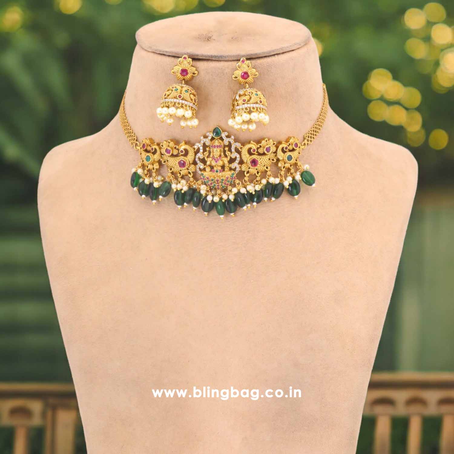 Golden Tanirika Temple Jewellery Set - New Arrival - Image 2