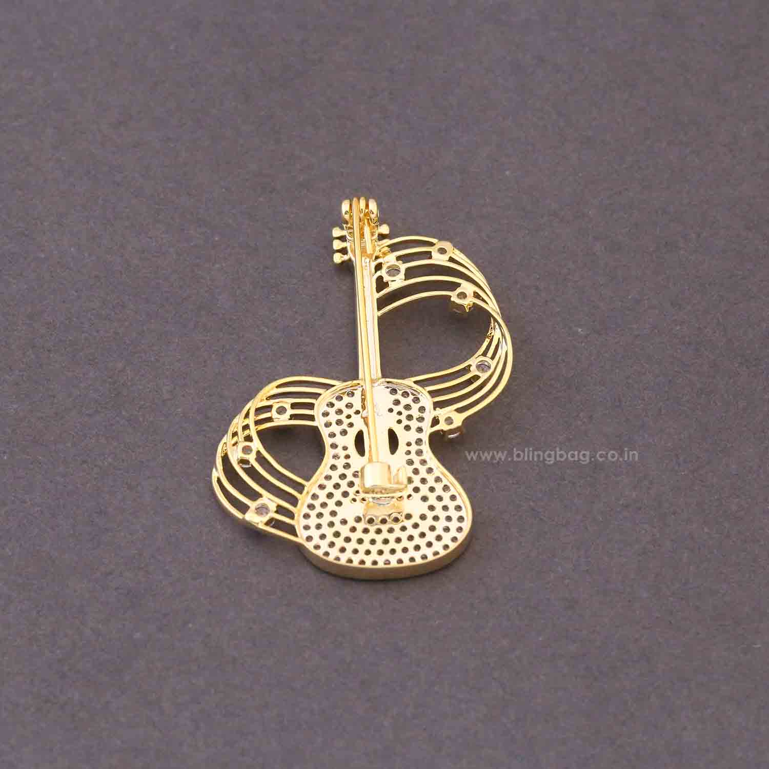 Golden Tune Guitar Brooch - Image 5