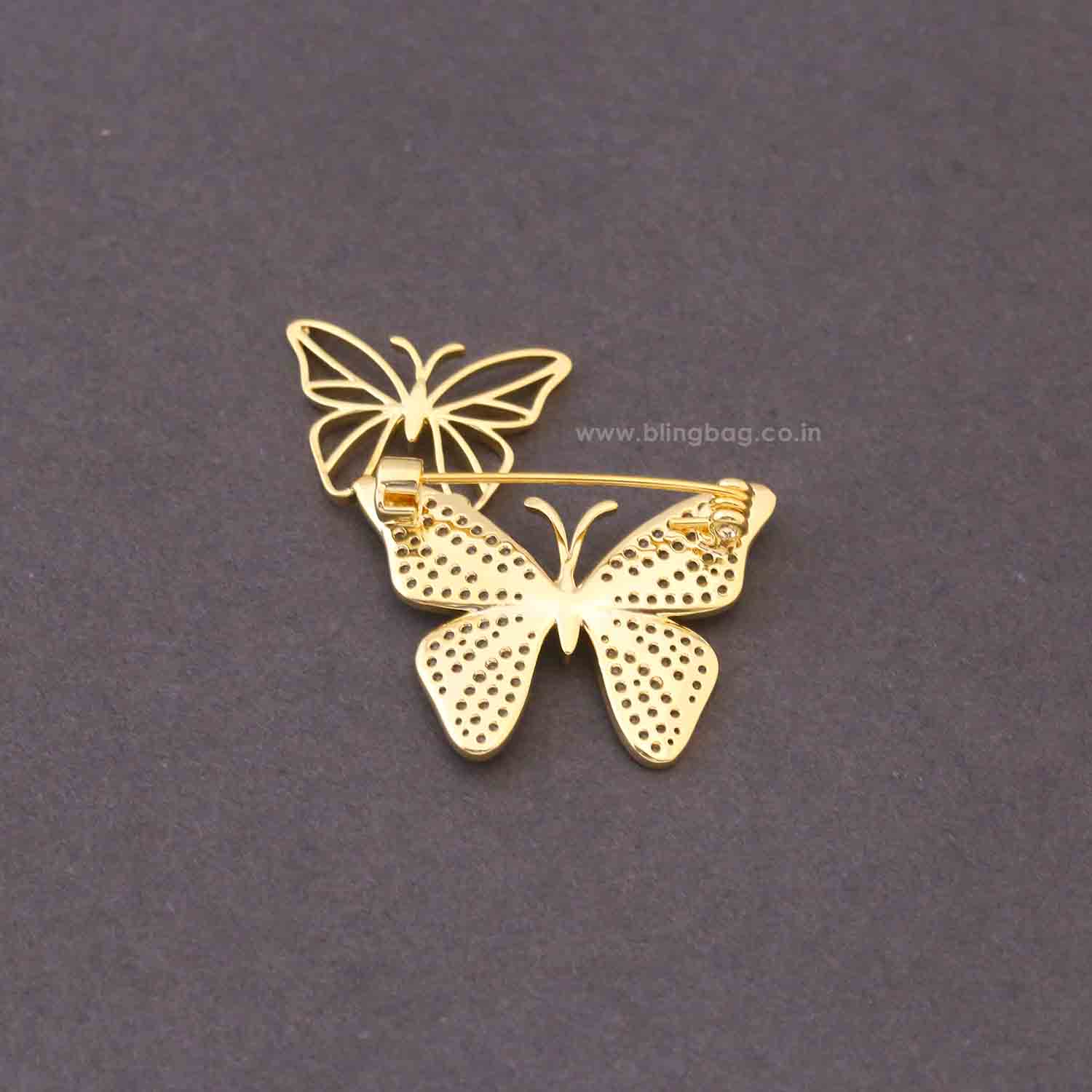 Golden Twin Wings Brooch - Image 5