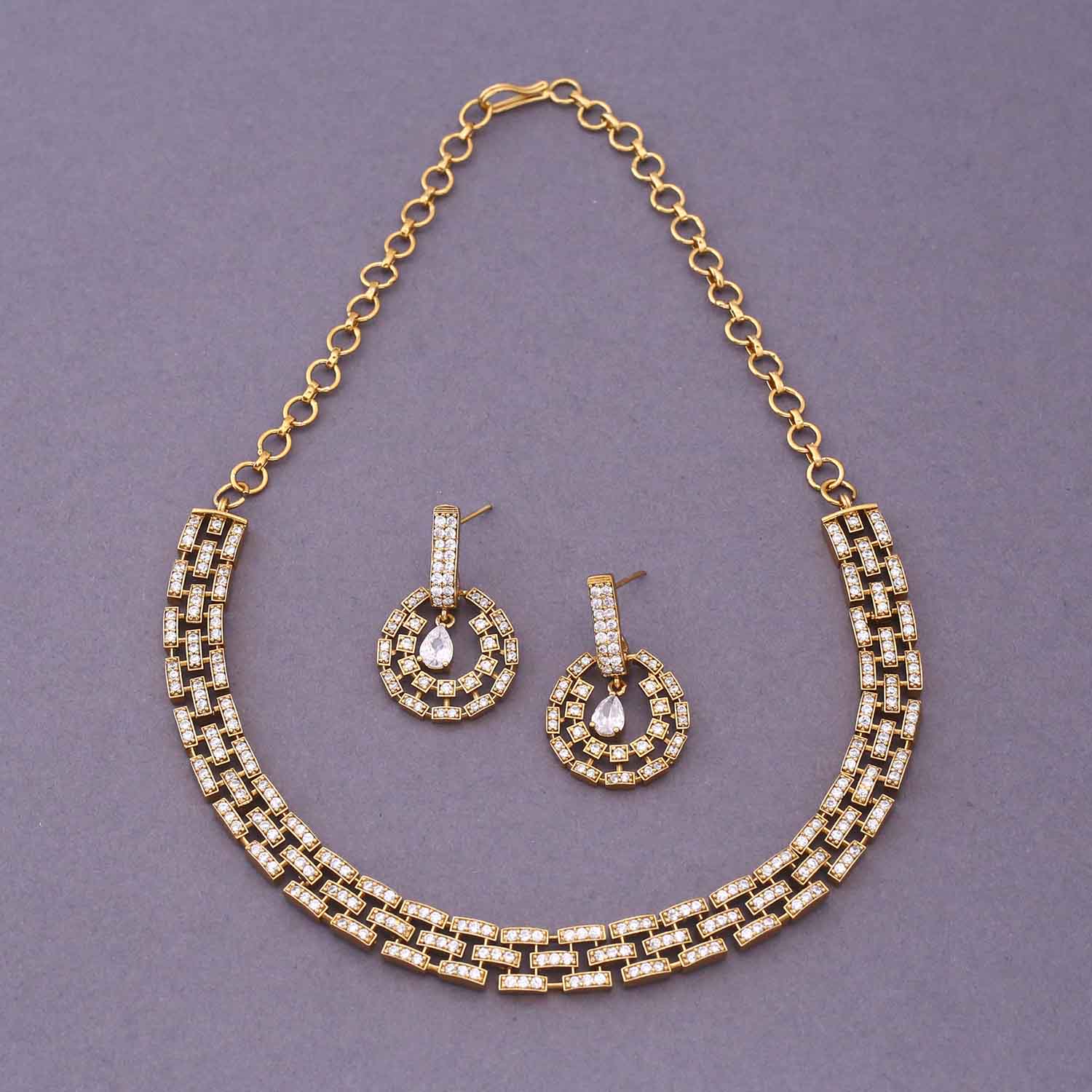 Golden Umnaa Antique Jewellery Set-New Arrival - Image 3