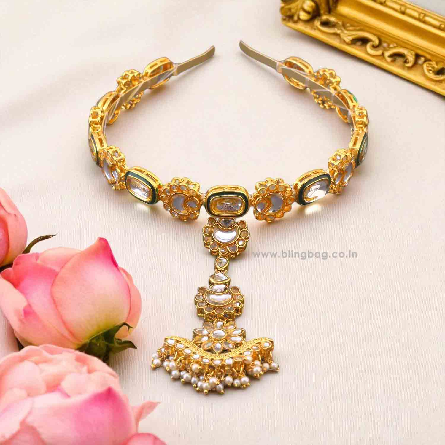 Golden Vasanthi Hairband With Tikka - Image 2
