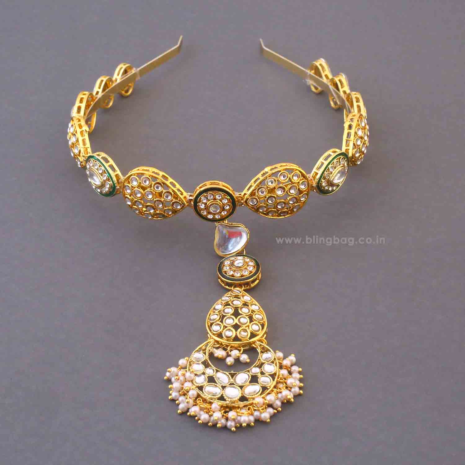 Golden Vindhya Hairband With Tikka - Image 2
