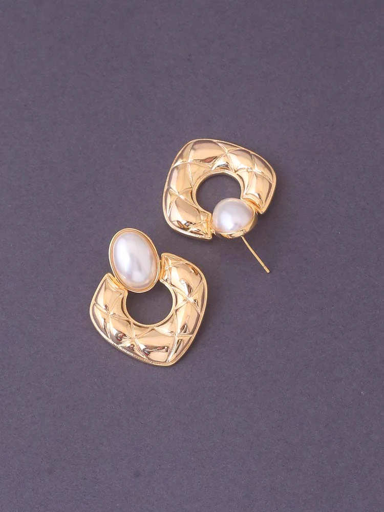 Golden Volga Studs - Image 3
