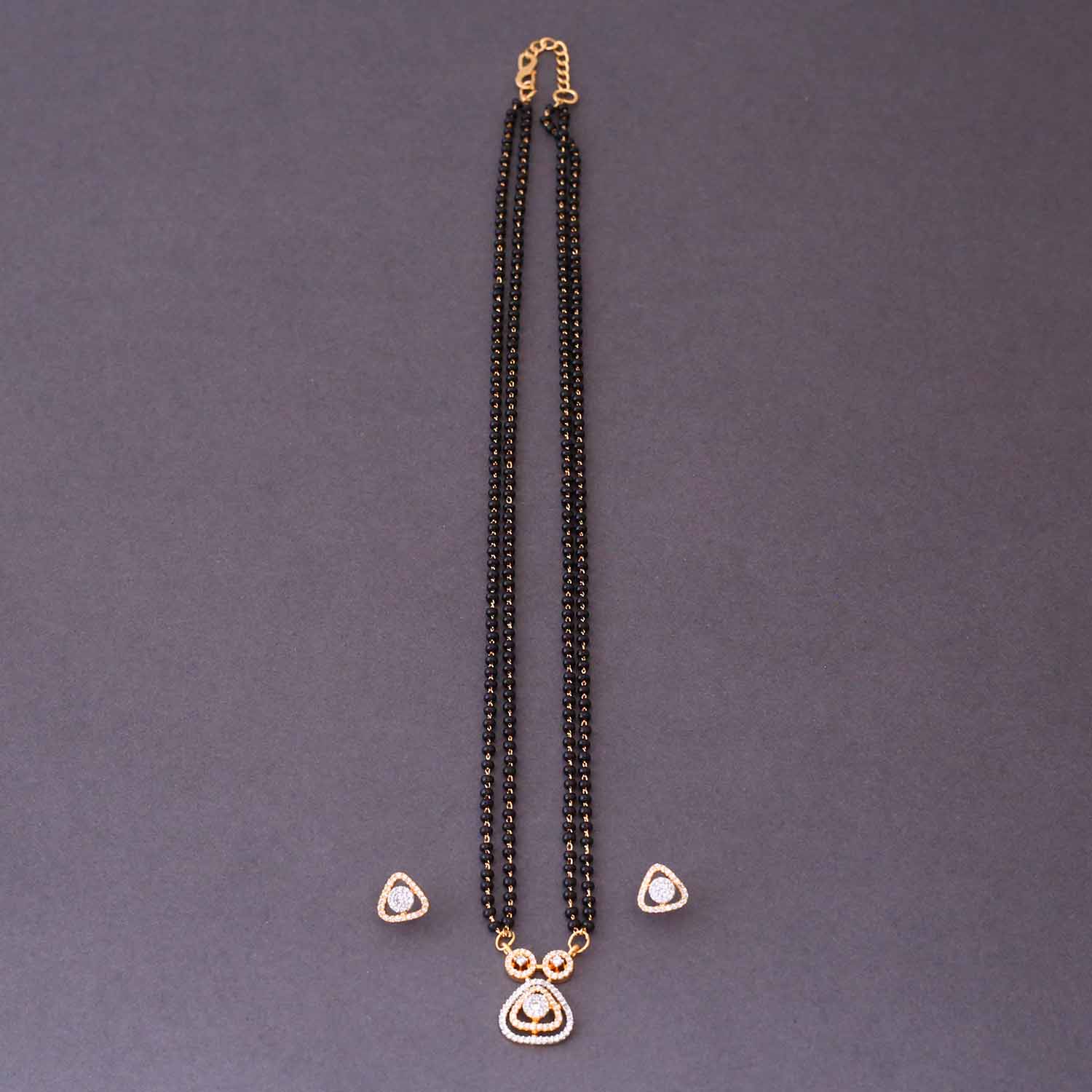 Golden Yarisee Mangalsutra Set - Image 3