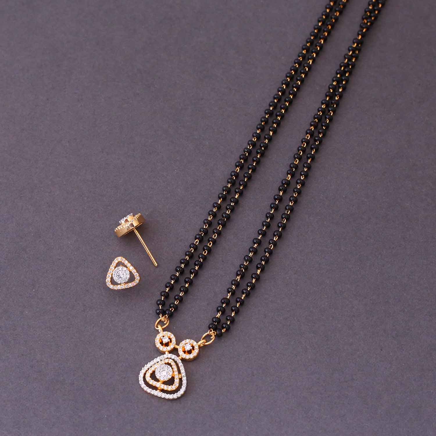 Golden Yarisee Mangalsutra Set - Image 4