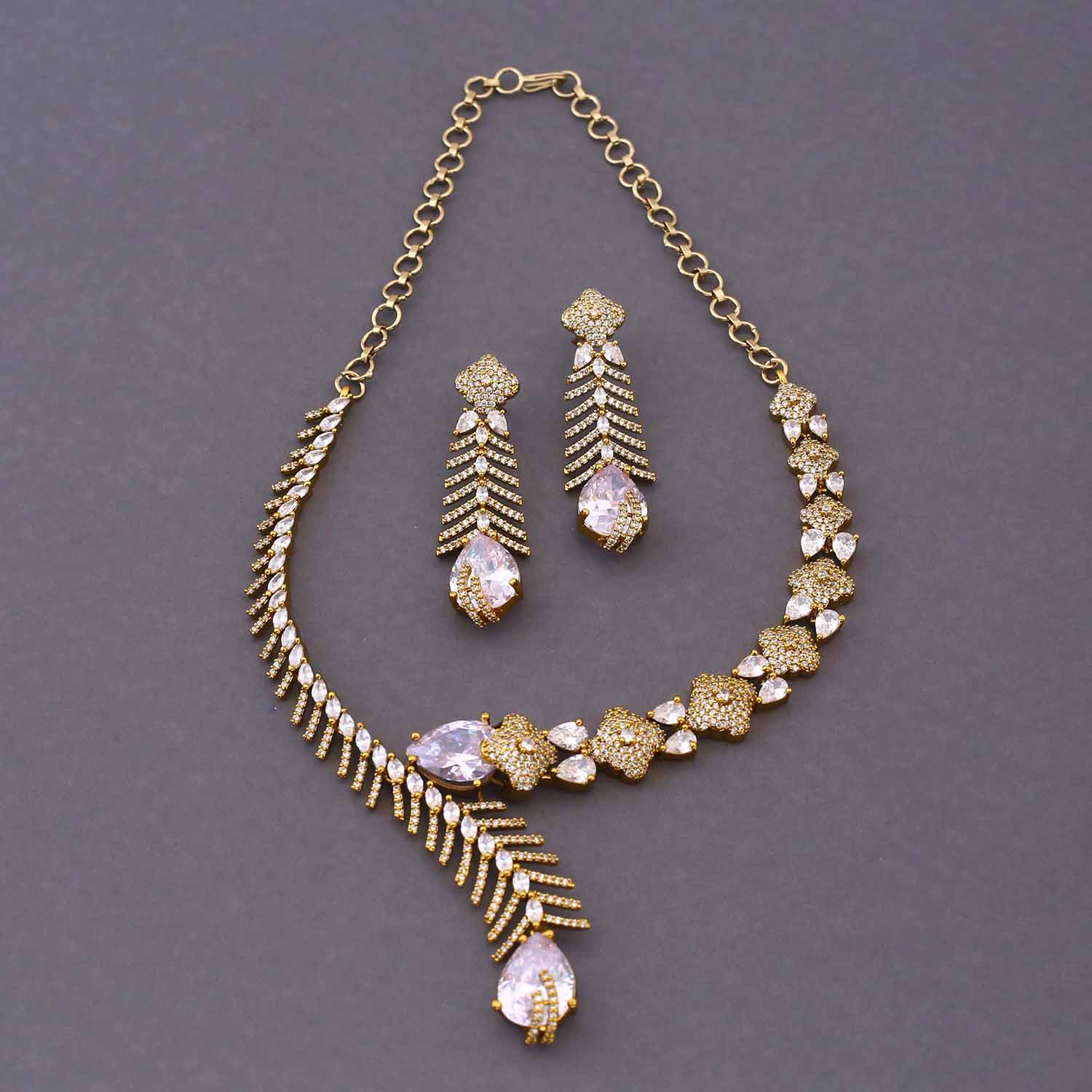 Golden Zornitsa Victorian Jewellery Set - New Arrival - Image 4