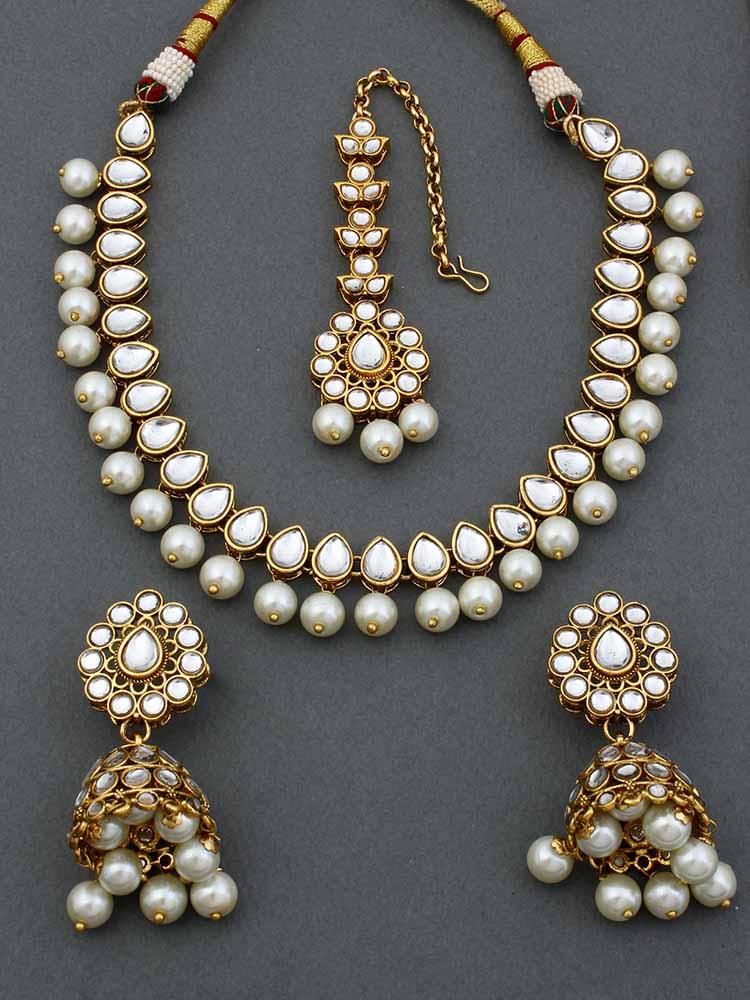Ivory Aaradhya Kundan Jewellery Set - Image 4