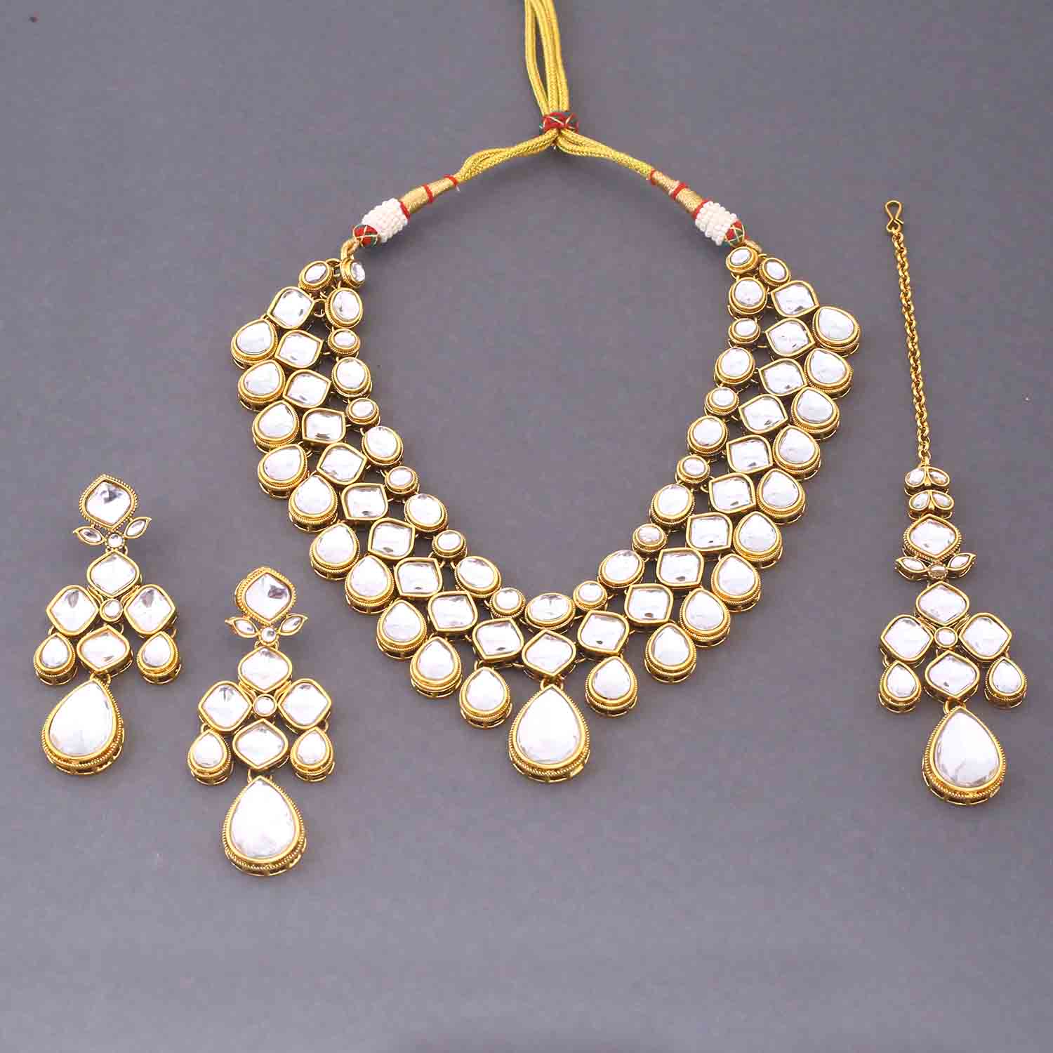 Ivory Ahlami Kundan Jewellery Set - Image 4