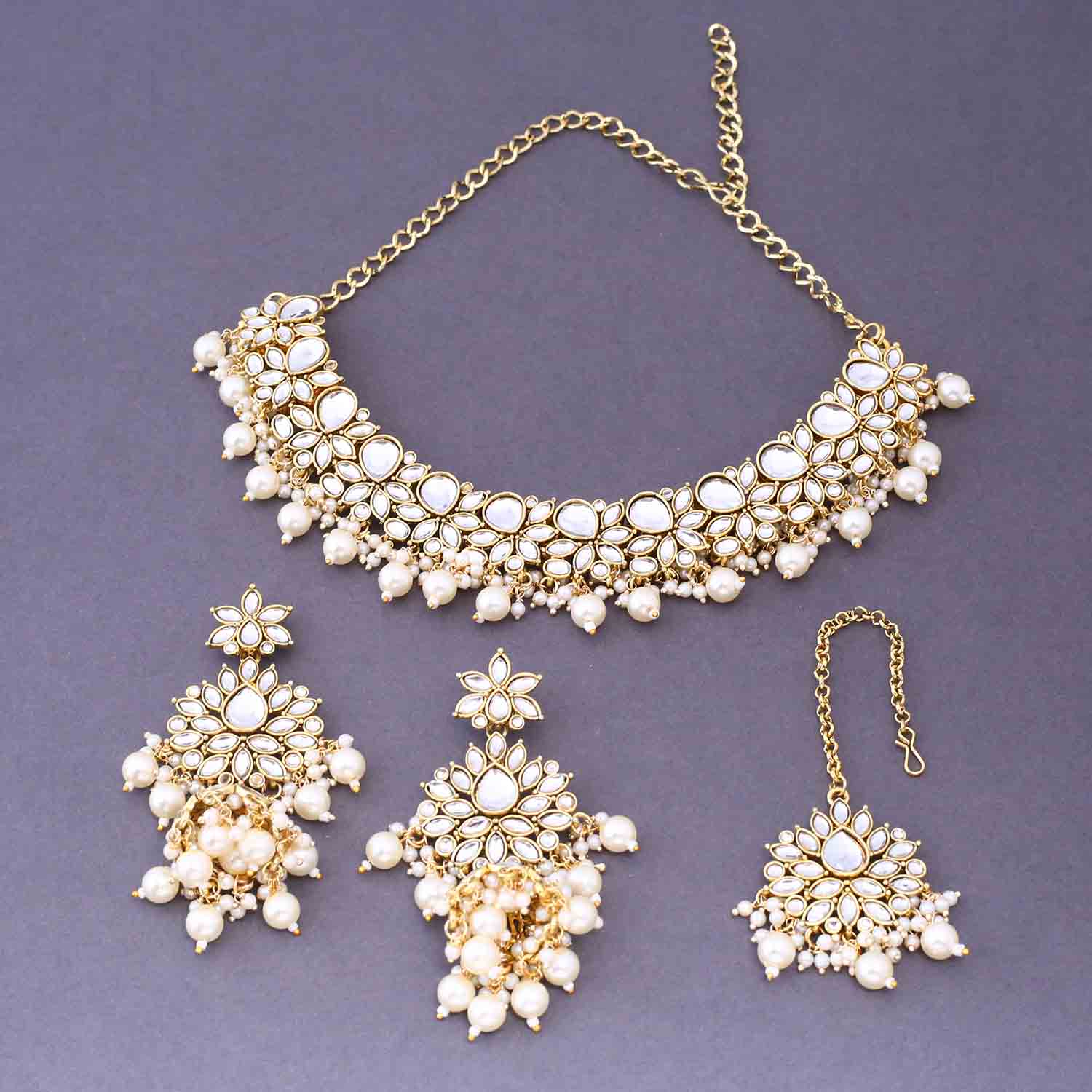 Ivory Alvita Kundan Jewellery Set - Image 4
