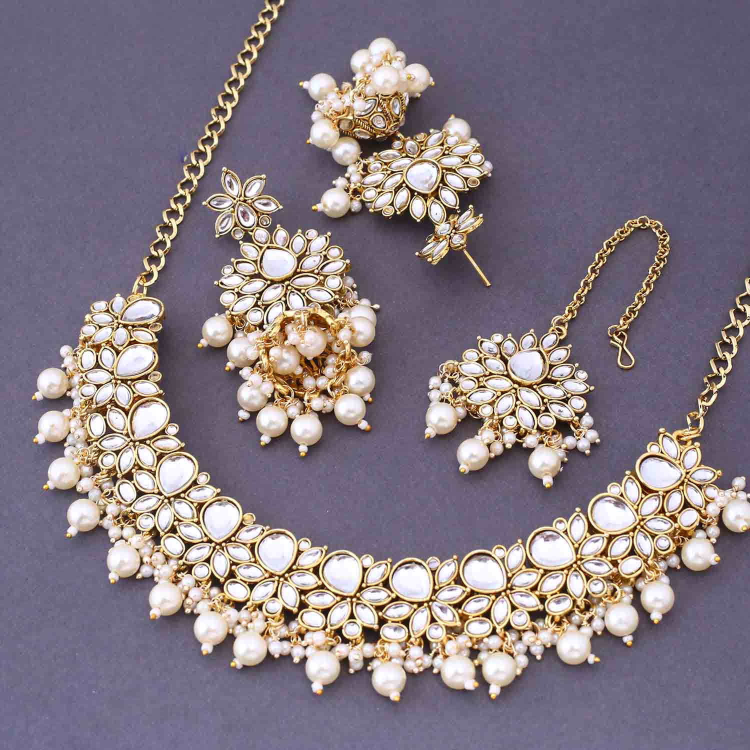 Ivory Alvita Kundan Jewellery Set - Image 5