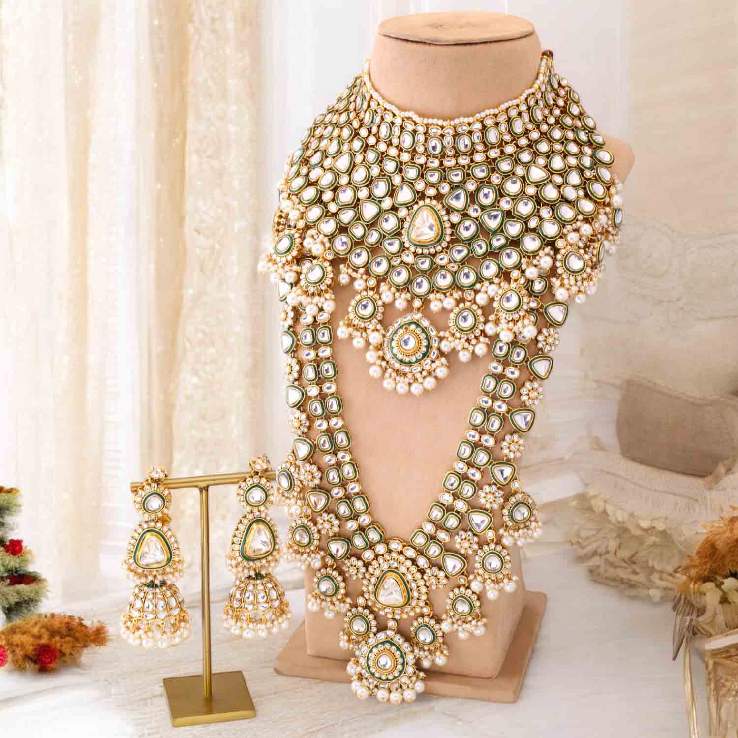 Ivory Annuja Bridal Jewellery Set - Image 3