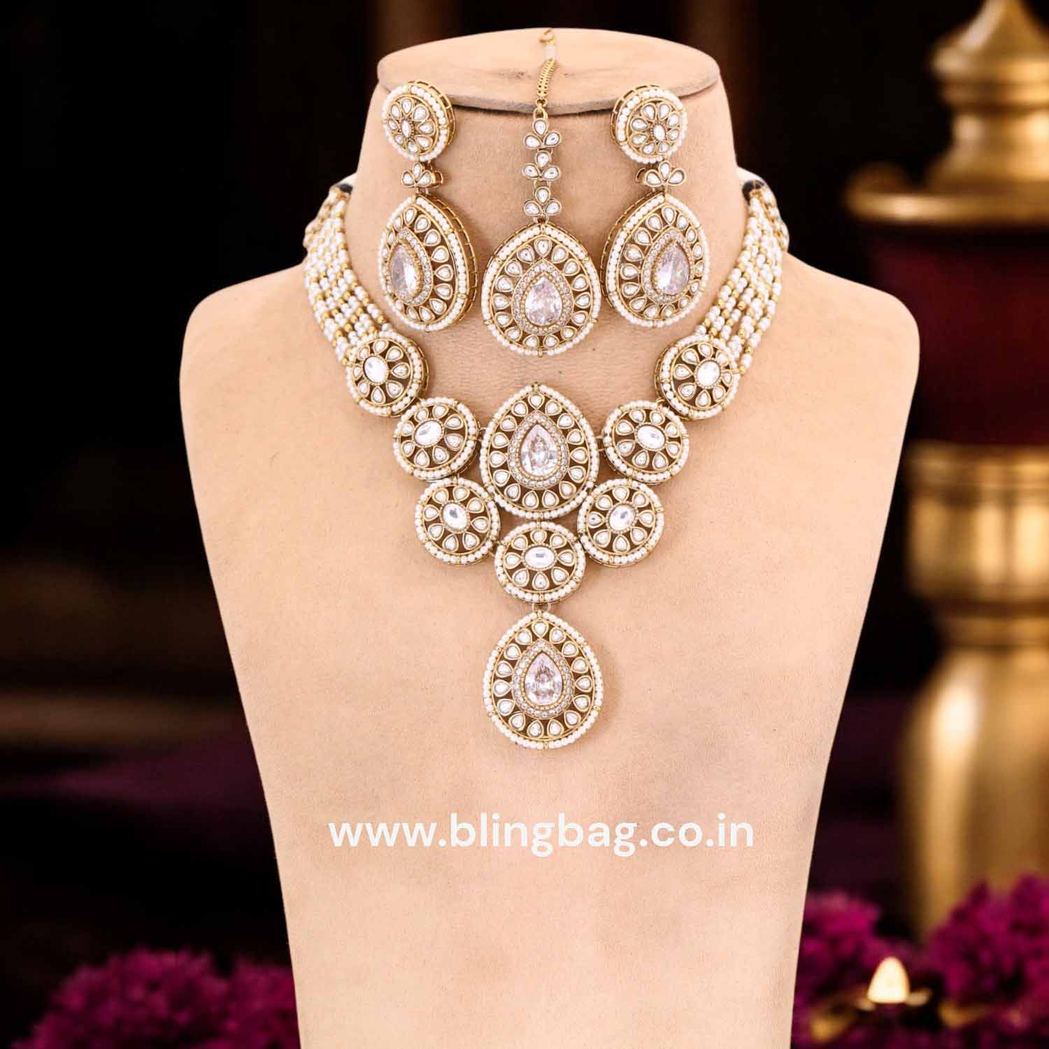 Ivory Aryani Kundan Jewellery Set - Image 2