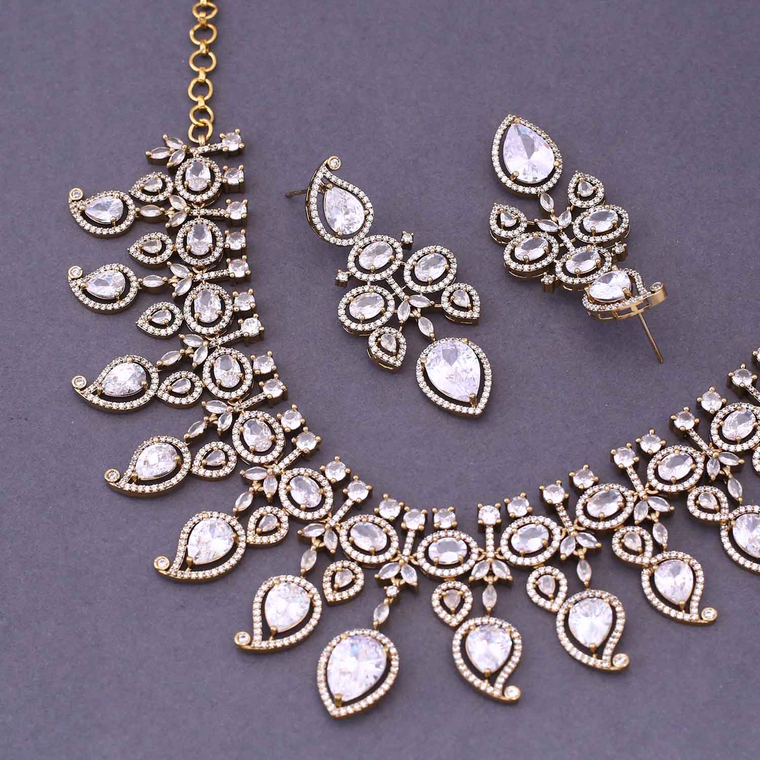 Ivory Atina Victorian Jewellery Set - New Arrival - Image 4